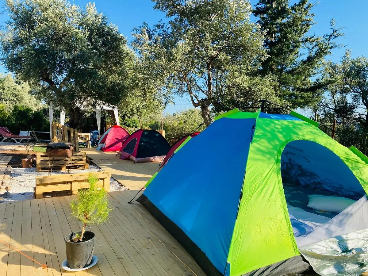 Dhërmi Adventure Camping酒店